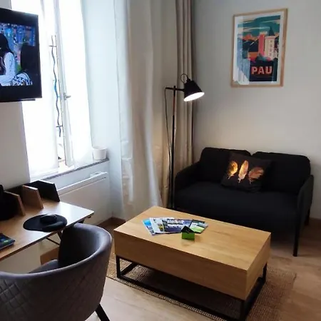 Studio Cosy Renove-2 Pers-quartier Halles-bureau Pau